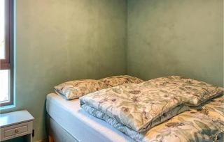 Nice Home In Straumgjerde - - 1