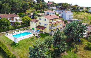 Apartment Mugeba Ii - Poreč - 1