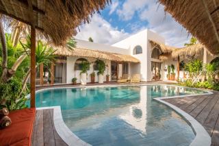 Villa Alhambra Umalas - 1