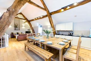 Cruck'd Barn - 3