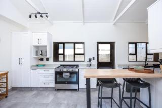 Seaview Cottage Barry @ Surf Spray - Southbroom - 1