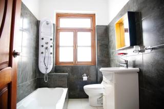 Spacious 3 Bedroom apartment Old Town - Quito - 2