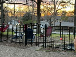 Luxury Smart Bungalow - Fayetteville - 7