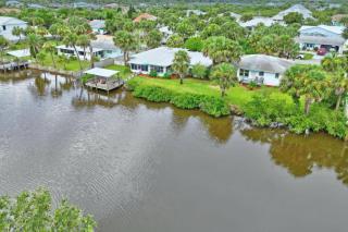 Palm Paradise Waterfront Home - Flagler Beach - Dock - Pet Friendly - Close To The Beach - 8