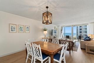 1045 Shoreline Towers-Beachfront Condo Destin- Free Beach Setup - Destin - 7