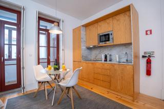 Host Wise - Peaceful Amazing Apartment - Ace Location - Porto - 8