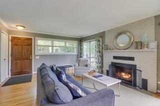 Cozy Charlottesville Getaway in Baileys Retreat - 7