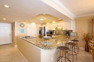 2063 Shoreline Towers - Beachfront Vacation Rental - Destin - 1