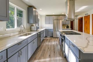 Relax & Recharge: Edgewood Home w/ Balcony - 9