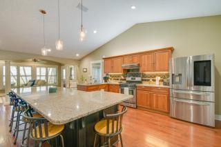 East Palatka Home on St Johns River with Boat Dock! - 8