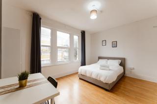 Great Rooms in Plaistow - Londra - 0
