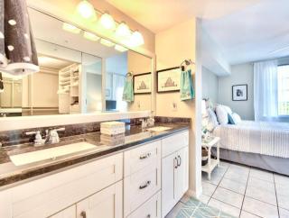 Captains Bay on Fort Myers Beach - 8