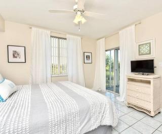 Captains Bay on Fort Myers Beach - 1