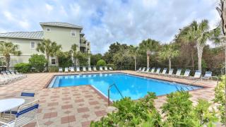 Playa Blanca - Steps to the beach Sleeps 14 has community pool - Destin - 6