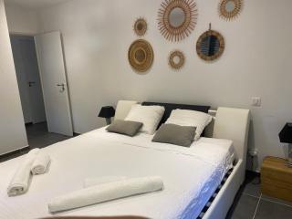 Maison/jacuzzi à 5 min de la mer - Le Pradet - 4