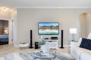 Gulf Access, Heated Pool, Sleeps 6 - Villa Coastal Retreat - Roelens Vacations - Cape Coral - 4