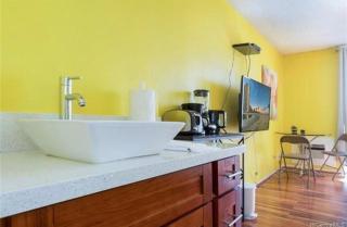 Relaxing Ocean View Boutique Condo - 20F - Honolulu - 4
