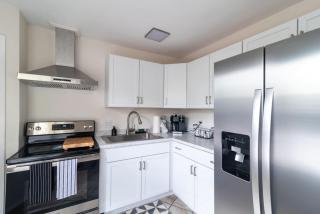 Downtown Lonestar Bungalow at Beer Ranch Project - Wimberley - 5