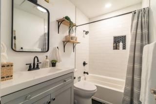 Downtown Lonestar Bungalow at Beer Ranch Project - Wimberley - 1