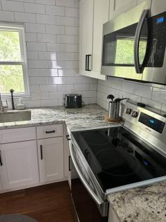 Grand Oaks Retreat in the Heights - Tampa - 6