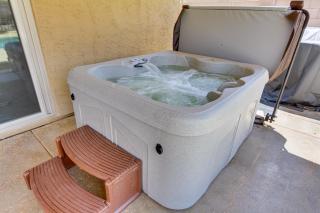 Spacious Scottsdale Retreat with Outdoor Oasis! - Scottsdale - 8