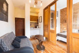 The Wall Montevideo [001] Live in The Old Town - 4