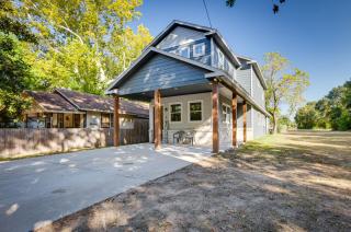Pet-Friendly Tomball Home Walk to Main Street! - Tomball - 8