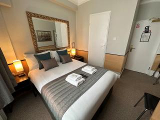 Tudor Court Hotel - Londres - 1