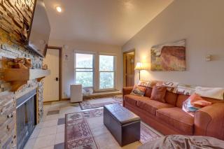 Ski-InandSki-Out Brian Head Condo with Pool Access! - 7