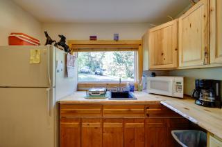 Cozy Countryside Cabin in Robie Creek Park! - 3