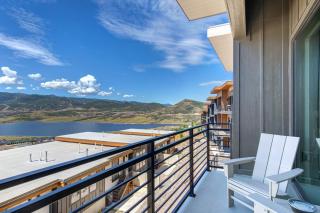 Hideout Hideaway - 1