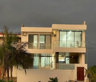 Hermosa casa frentes al mar en Montanita con piscina - Montañita - 8