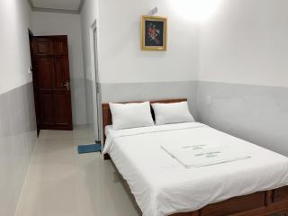 Khách Sạn Chiêu Chương - Ấp Bình Hưng - 2