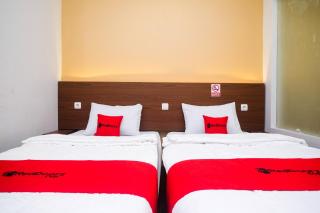RedDoorz near Tentrem Mall Semarang - Semarang - 9