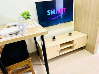 Cozy 1BR at Shore 2 with balcony - Manila - 9