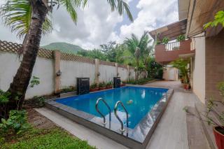 Serene Villa by StayVista - A Hill-View Villa with Plunge pool - Karjat - 9