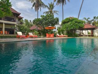 Villa Singkenken - Kubutambahan - 1