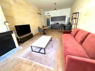 2 - Hypercentre - FREE Parking - clim - wifi - netflix - Libourne - 9