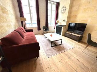 2 - Hypercentre - FREE Parking - clim - wifi - netflix - Libourne - 0
