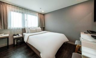 Anyang ILLOWA Hotel - Anyang - 9