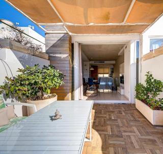 Luxury home with sea views - 5