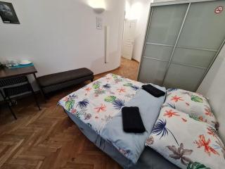 Fantastic Waw - OK11 Room B - Warschau - 8
