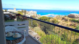 Vacanze Bellavista Tropea Apartment or Suites - 1