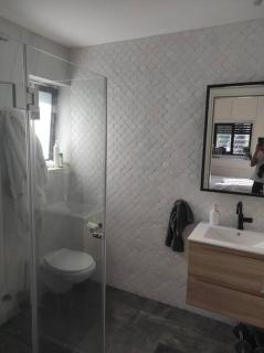 Gorgeous German Colony Apartment with Amazing View - Jerusalem - 8