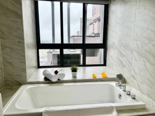 Melaka {Imperio} Bathub/2pax/tvbox/nr mahkota prd - Melaka - 6