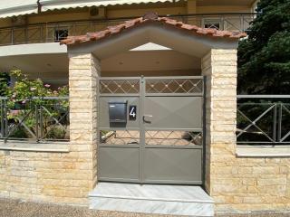 COZY & QUIET CITY APARTMENT - 4