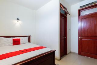 RedDoorz @ Raya Ngagel 2 - 2