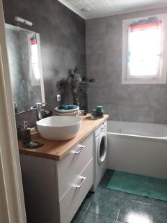 la maison rose 2 chambres avec lit pour 2 personnes et 2 salles de bains - Nevers - 7