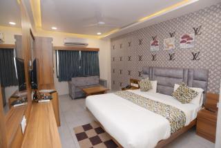 HOTEL LEE GOLD - Anand - 2