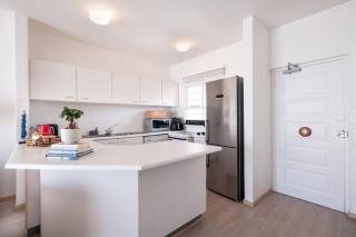 Ballito Santorini 71 Perissa Seaview Apartment - Families only - 1